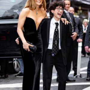 Jennifer Lopez and Daughter Emme Shock Broadway: The Dress Everyone’s Talking About and the Unexpected Reactions!